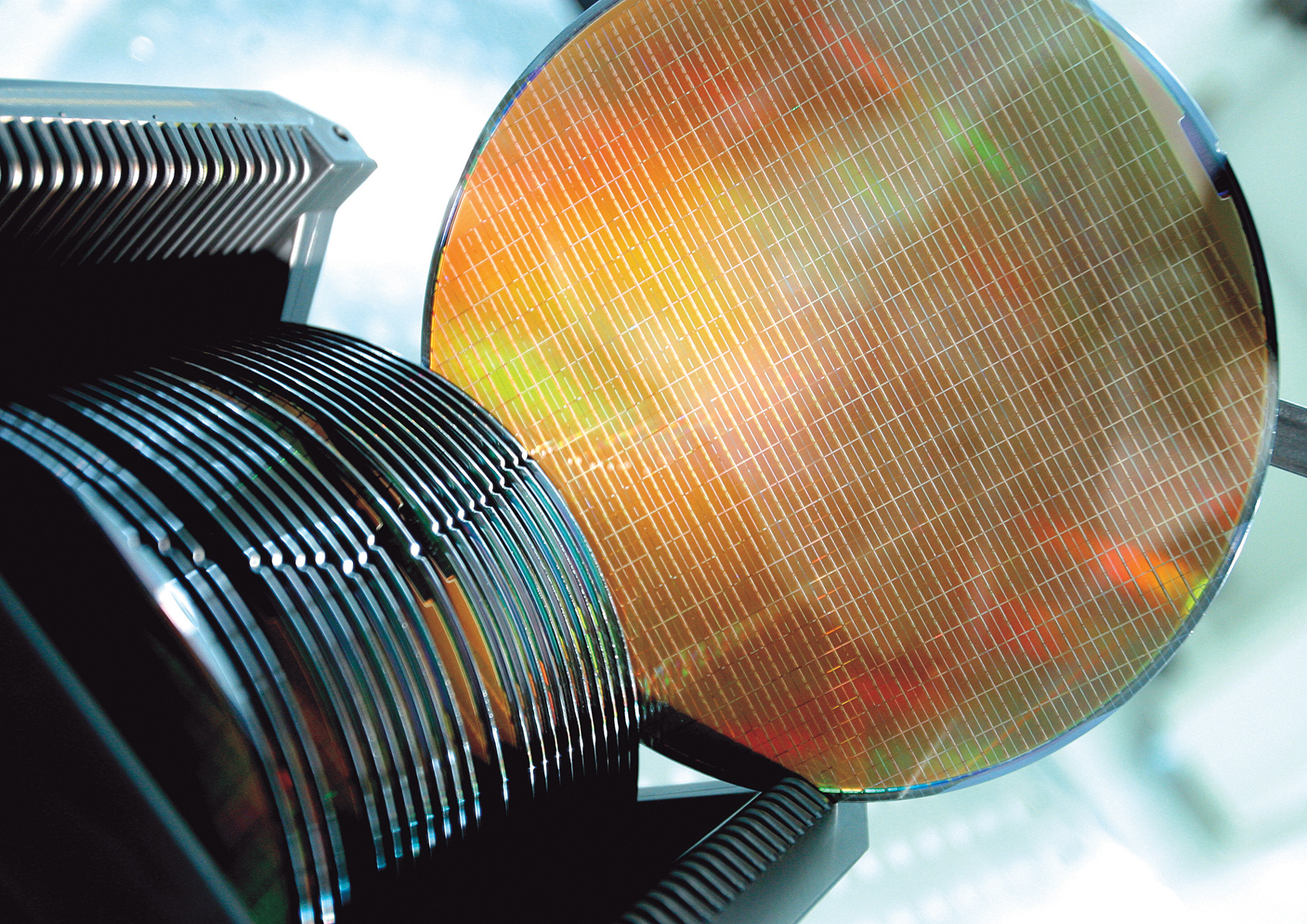 Transistors improve flicker noise up to a factor of 10 Engineer News