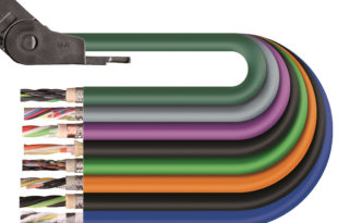 Preventing cable failures in energy chains