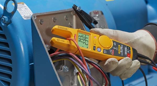 Electrical tester current, voltage and frequency measurement