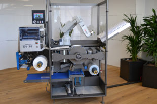 Cleanroom thermoforming packaging machines