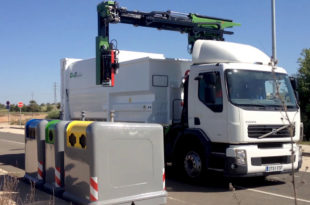 How e-chains help guide and protect cables and hoses