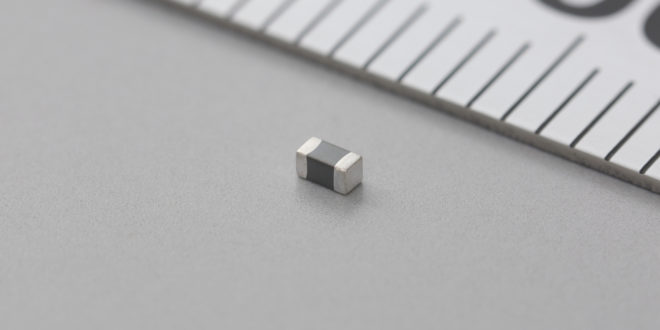 Filter ferrite bead for high frequency, high current automotive applications