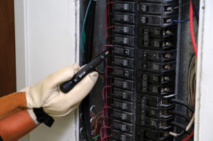 Non-contact voltage detector