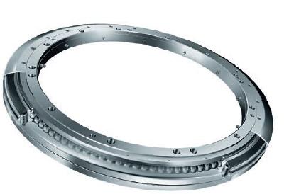 Bearing solutions for connecting rail carriages and bogies
