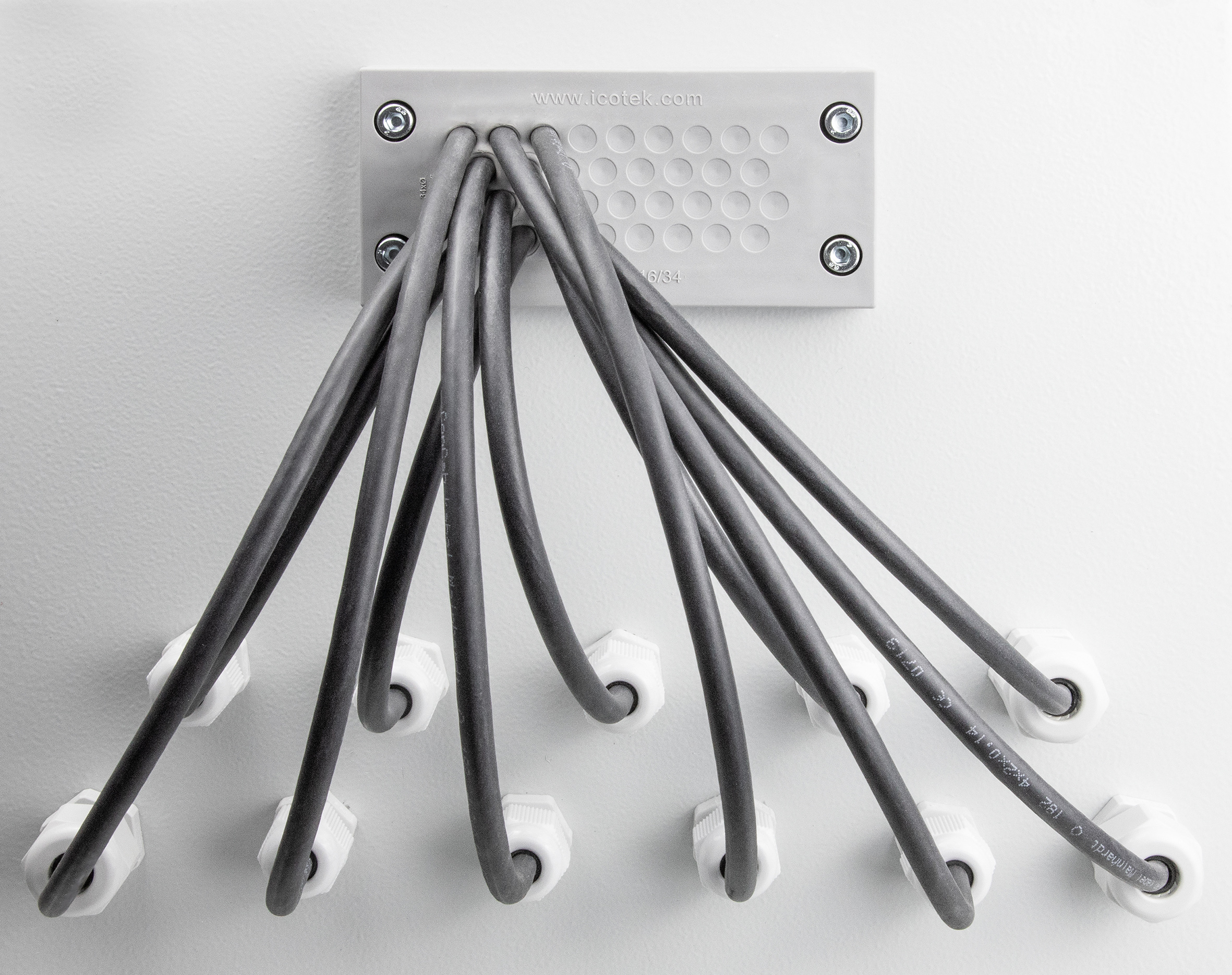 Clipsal Cable Entry Plate