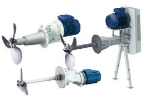 Side-mounted agitators