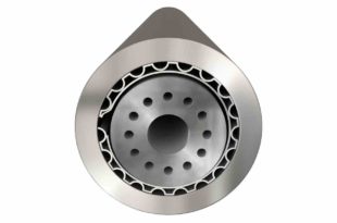 Magnetic versus air foil bearings