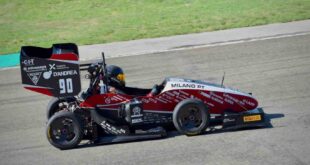 How composite materials helped place racing team in pole position