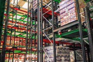 Vertical lift for extreme temperatures
