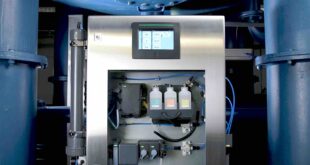 Compact control cabinet solution for cost-effective water analysis