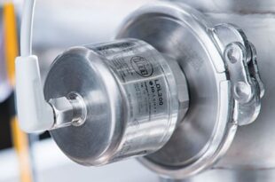 Conductivity monitoring for any size of pipe