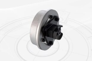 Clutch automatically adjusts the working air gap